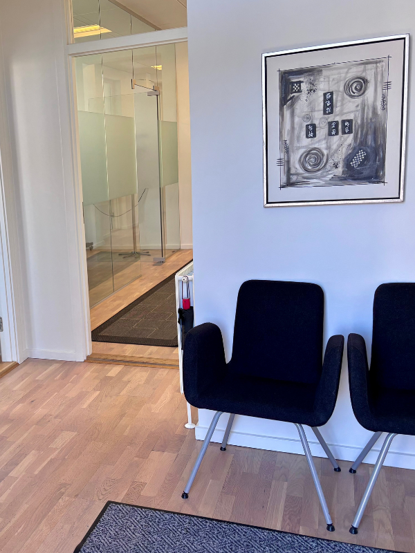 Venteområde ved kontorfællesskabet og kliniklokalerne på Drewsensvej 1C i Silkeborg - Udlejning af erhvervslokaler ved lokalerne.dk